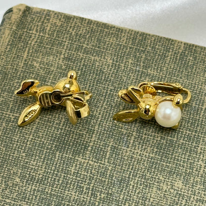 Vintage Clip On Avon Bunny Earrings with Pearls