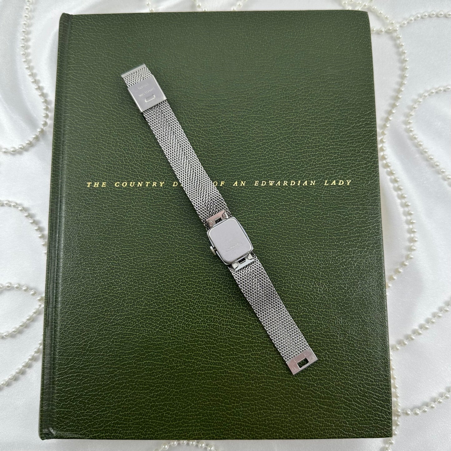 Vintage Silver Wind-Up Timex Watch with Mesh Band