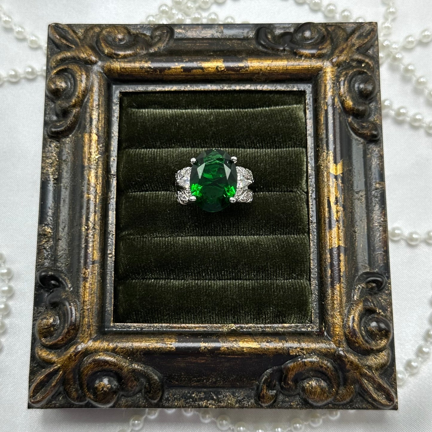 Green Stone Vintage Deadstock Ring Rhodium Plated