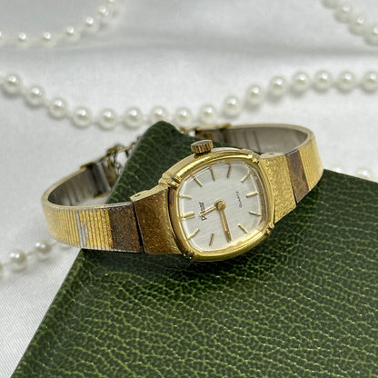 Dainty Gold Vintage Pulsar Watch