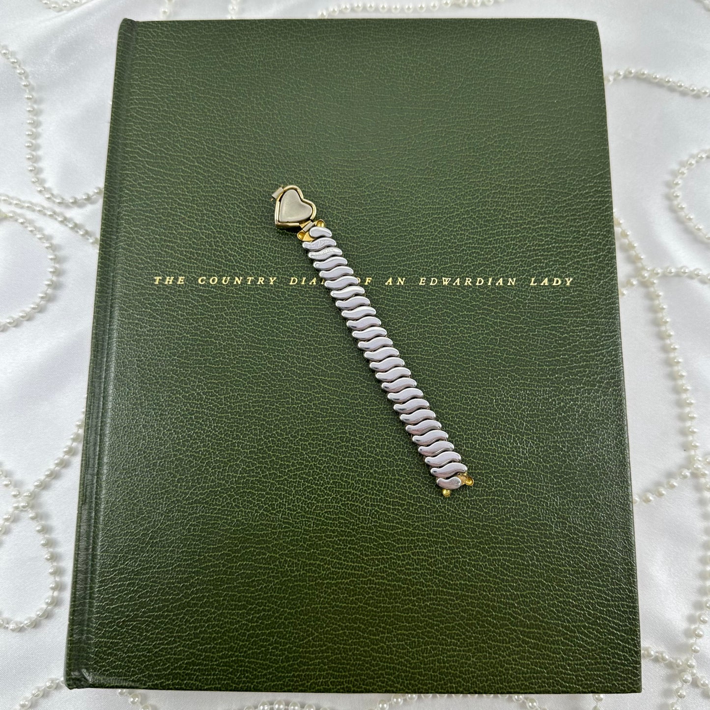 1940's Vintage Gold Sweetheart Bracelet with Hidden Heart Compartment