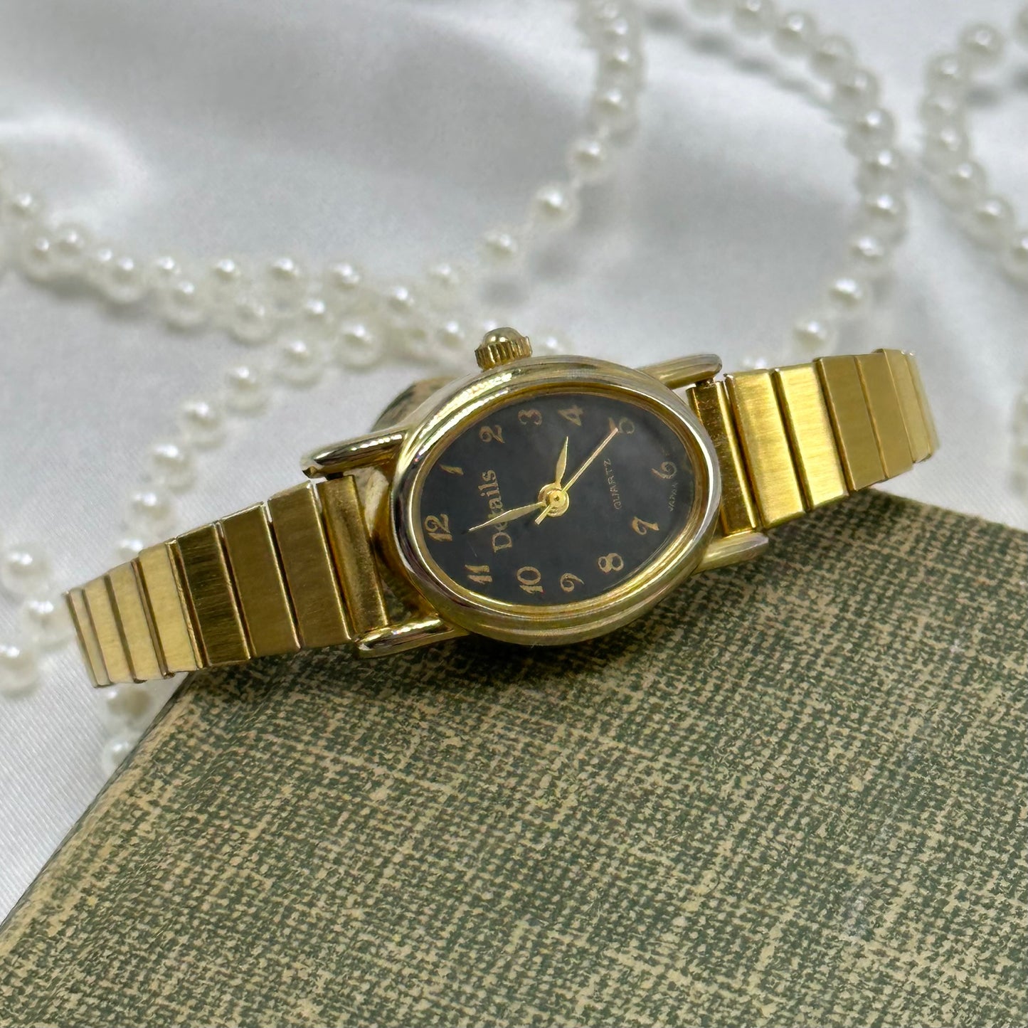 Gold Details Watch with Black Oval Dial