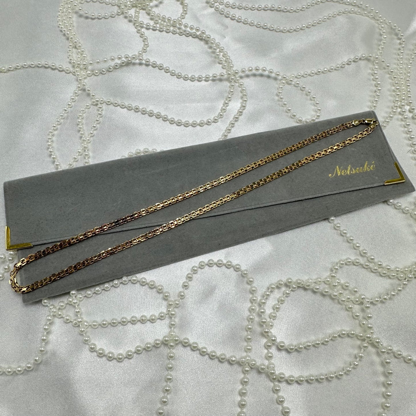Vintage Flat Gold Chain with Original Velvet Pouch