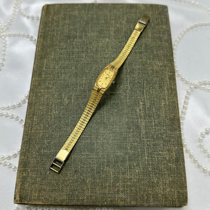 Dainty Vintage Seiko Watch with Rectangle Dial