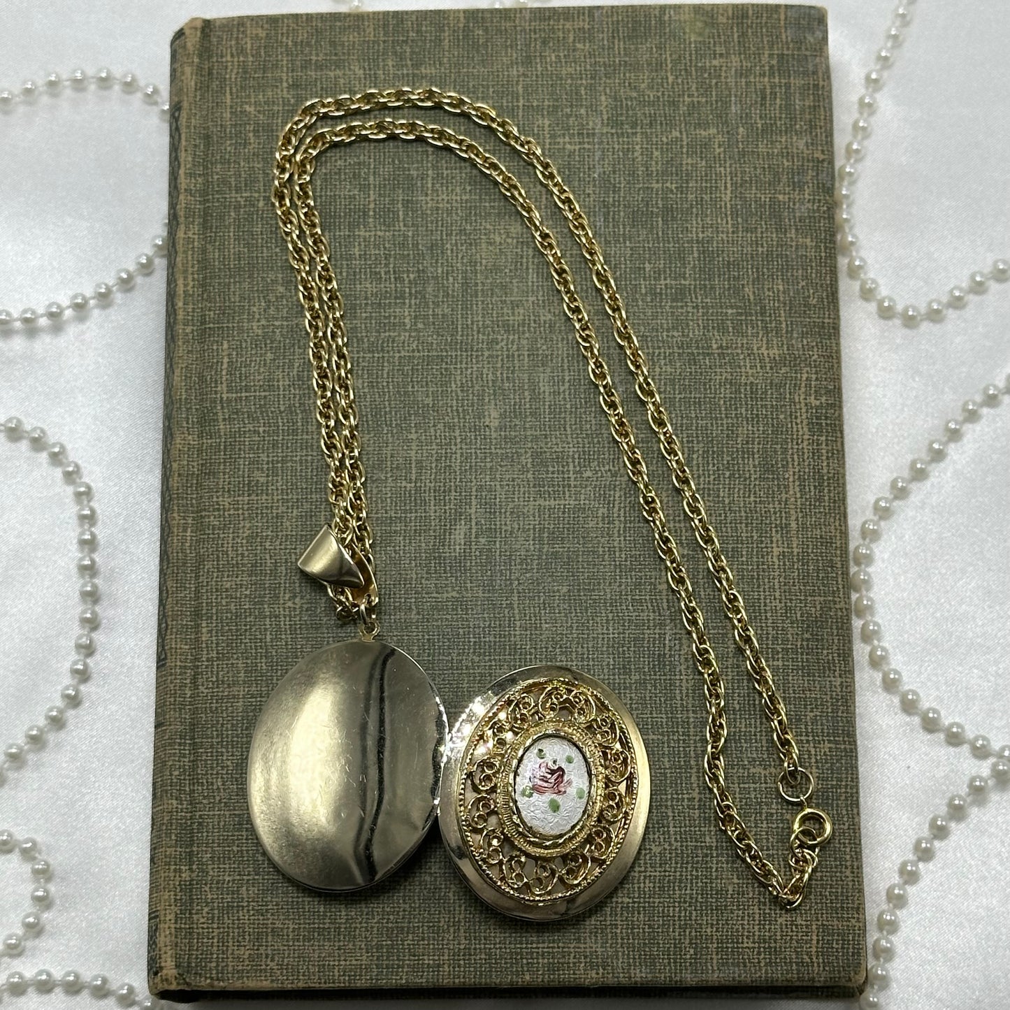 Vintage Floral Filigree Locket Necklace