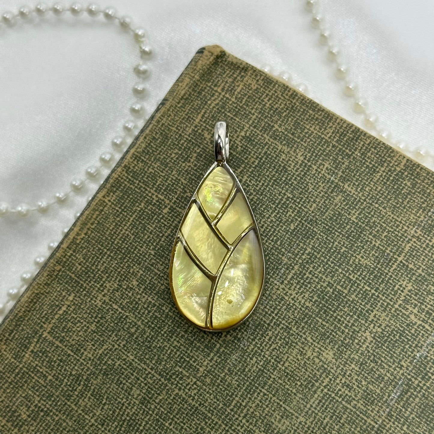 Vintage Silver and Green Pendant & Cross Pendant Bundle