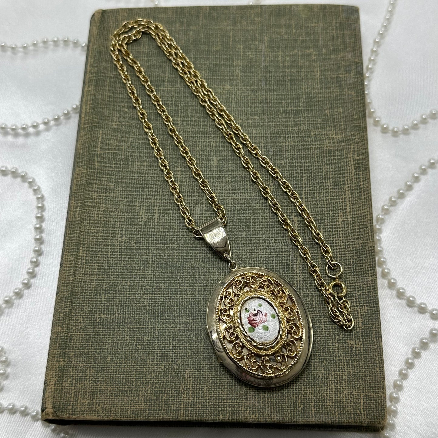 Vintage Floral Filigree Locket Necklace