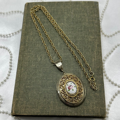 Vintage Floral Filigree Locket Necklace