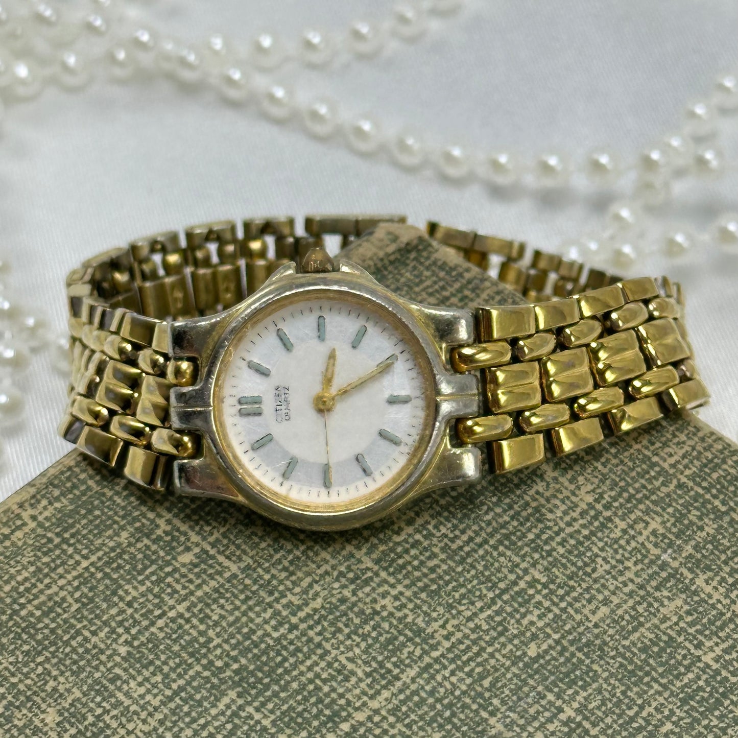 Vintage Gold Round Dial Citizen Watch
