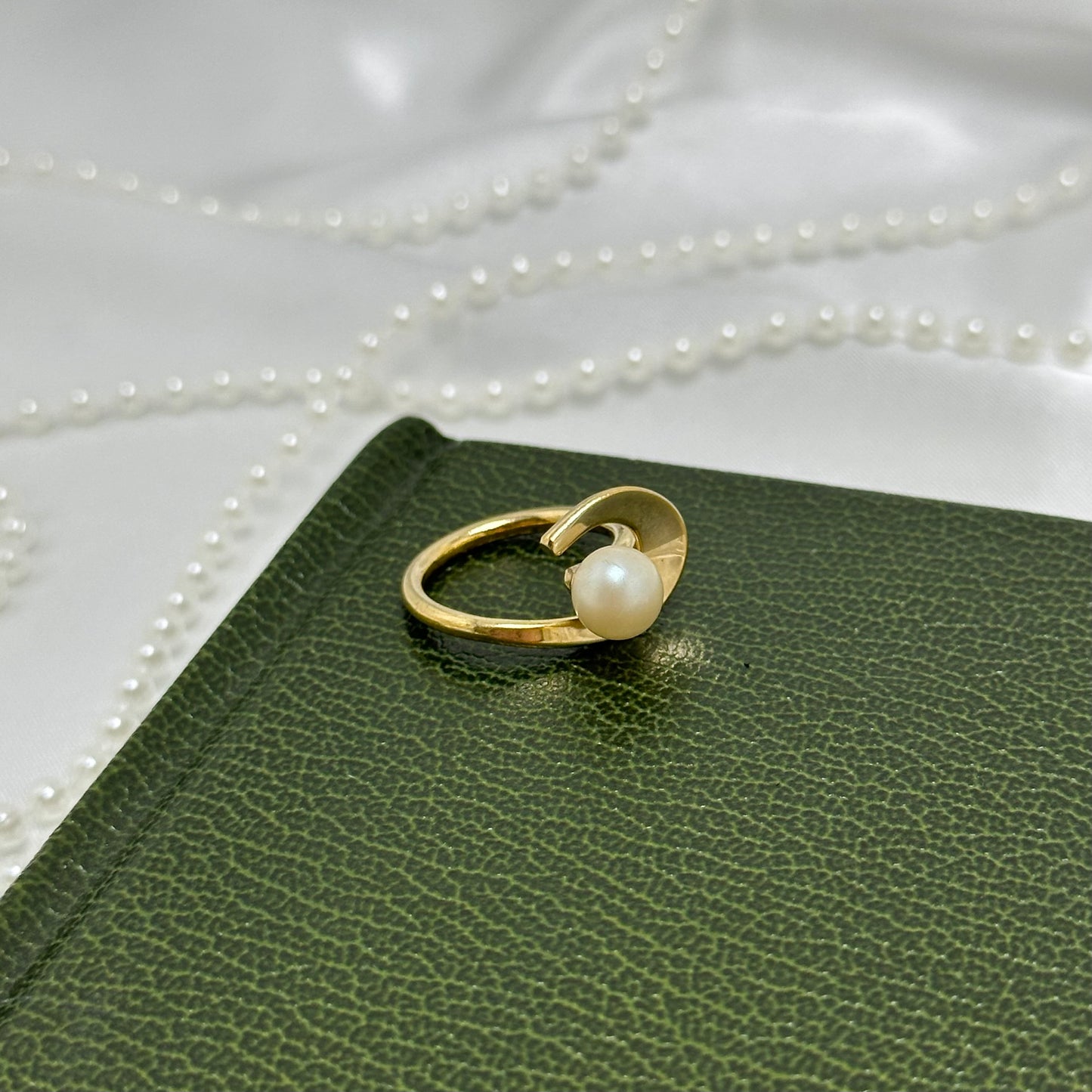 Gold Faux Pearl Ring