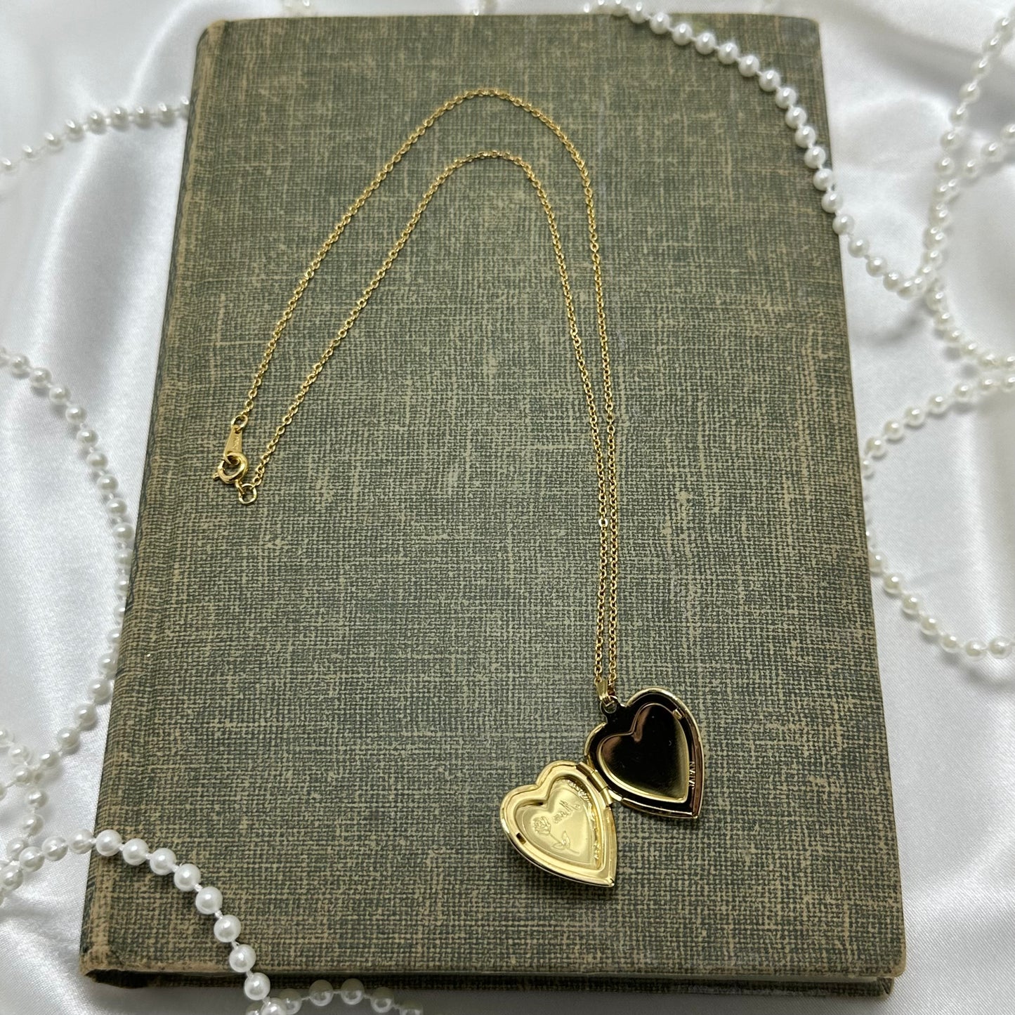 Vintage Gold Heart Locket for Mom
