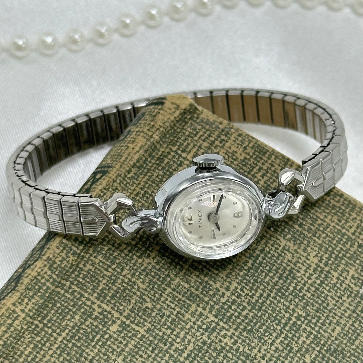 Diamanté Silver Vintage Wind-Up Timex Watch