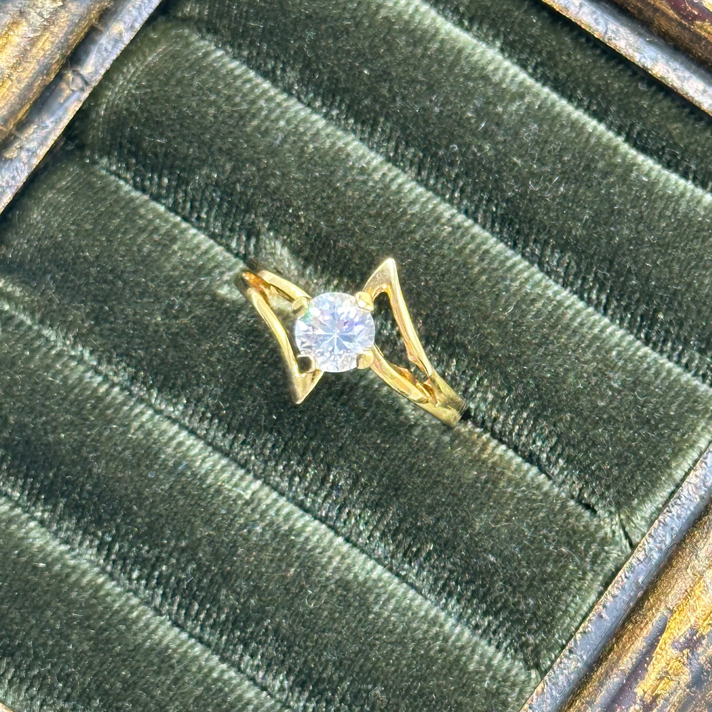 Solitaire Round Cubic Zirconia Stone Vintage Deadstock Ring 14k Gold Electroplated
