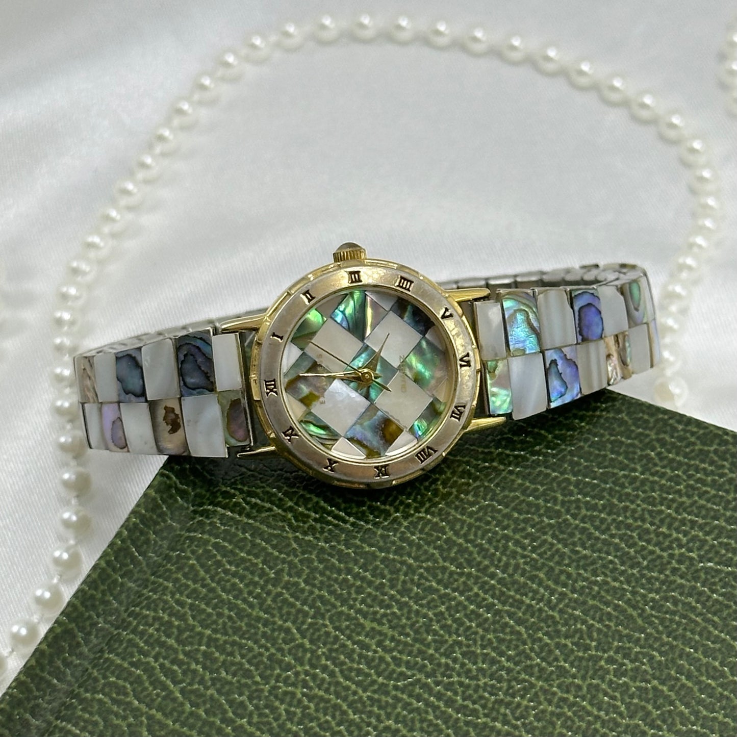 Checkered Abalone Gold Watch with Round Dial