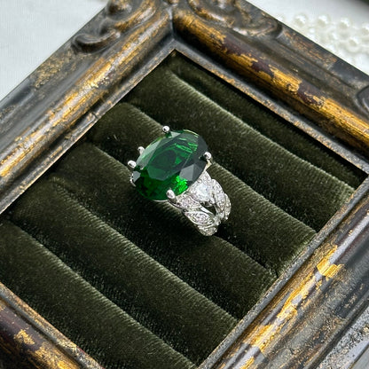 Green Stone Vintage Deadstock Ring Rhodium Plated