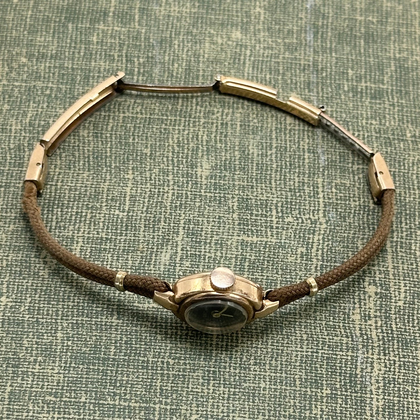 14k Vintage Rose Gold Bulova Black Dial Wind-Up Watch