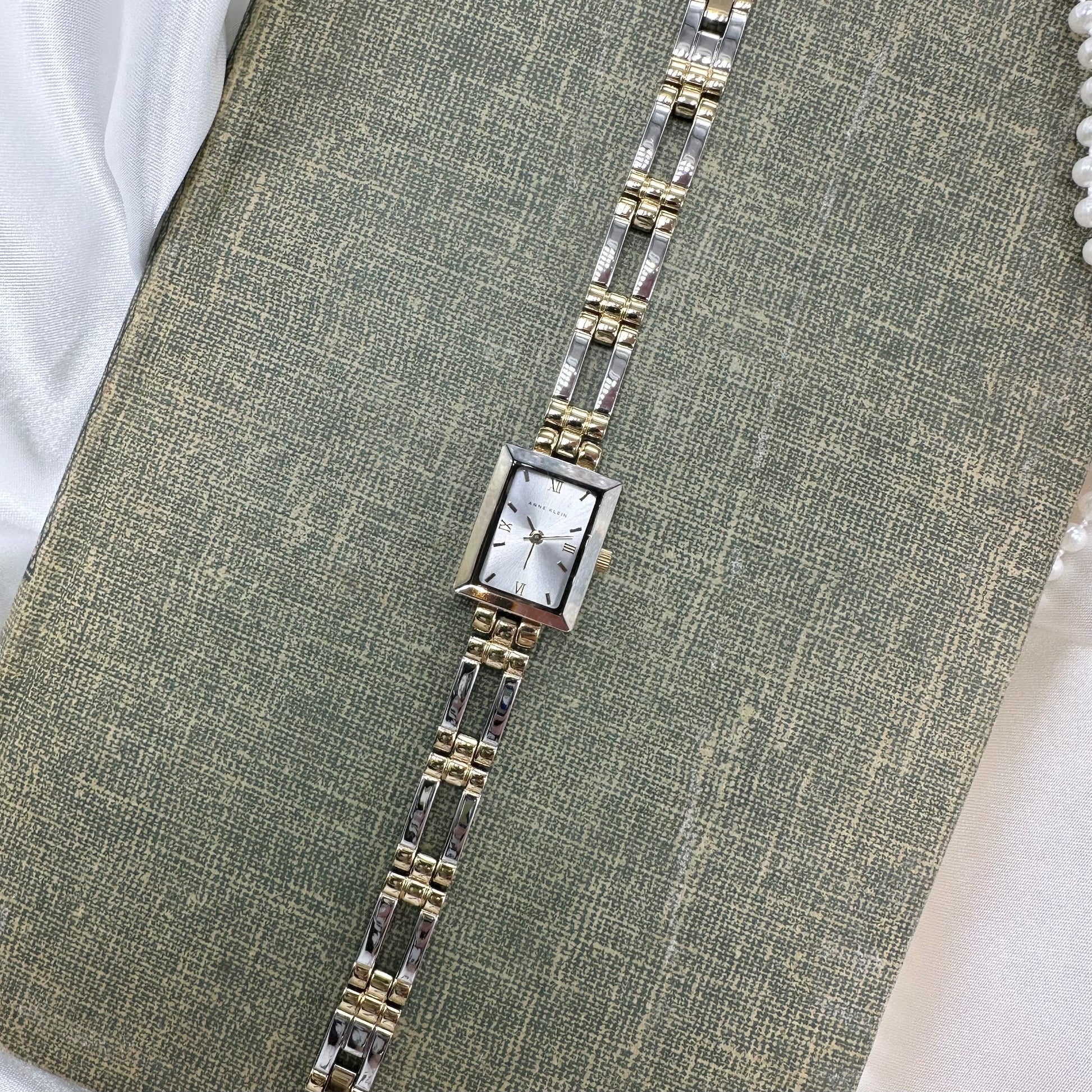 Classic Anne Klein two-tone watch with bracelet, clasp band.&nbsp;