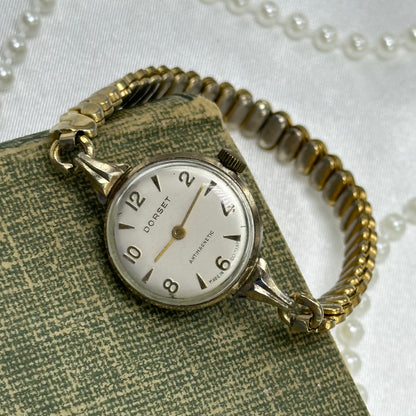 Vintage Round Dial Gold Dorset Wind-Up Watch