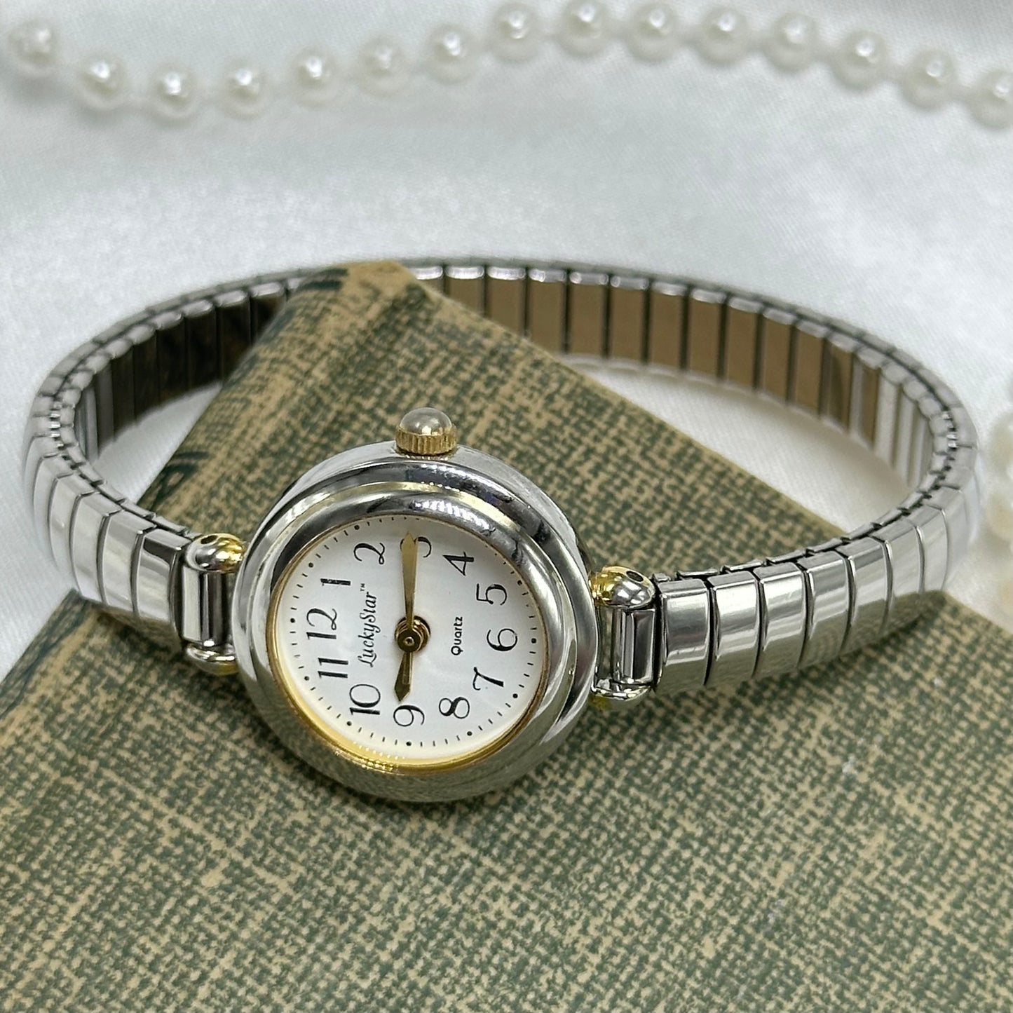 Two-Tone Bubble Dial Lucky Star Watch