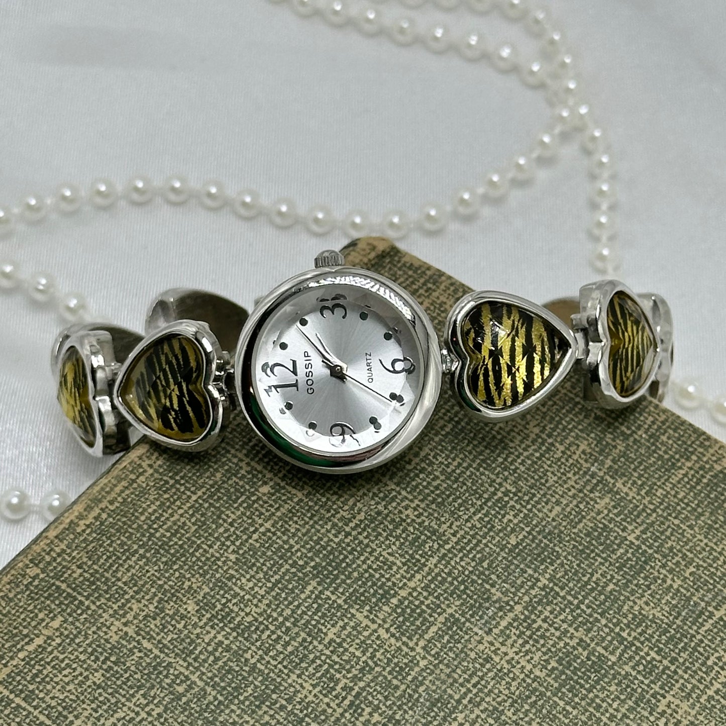 Silver Round Dial Watch with Tiger Heart Bracelet Band