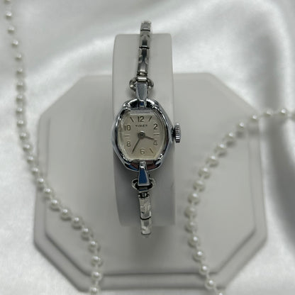 Dainty Vintage Wind-Up Timex