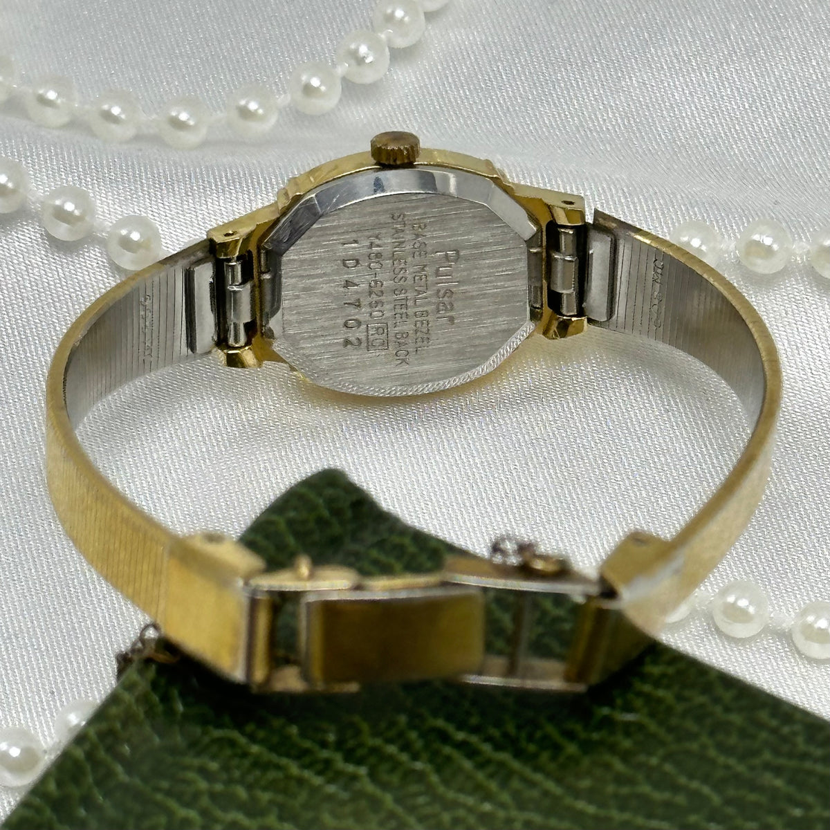 Dainty Gold Vintage Pulsar Watch