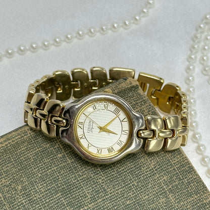 Vintage Gold Citizen Watch with Round Detailed Dial