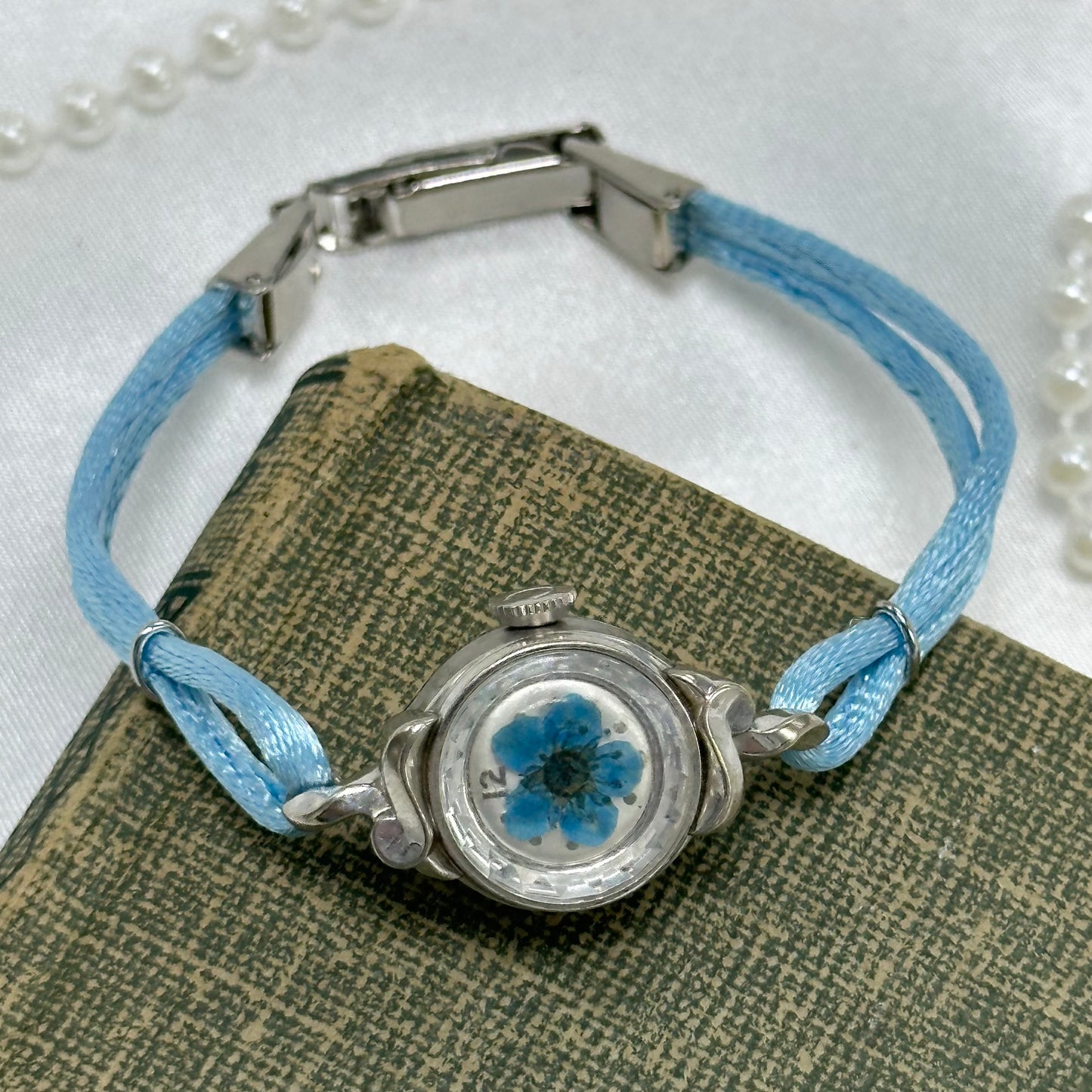 Vintage Baby Blue Flower Watch