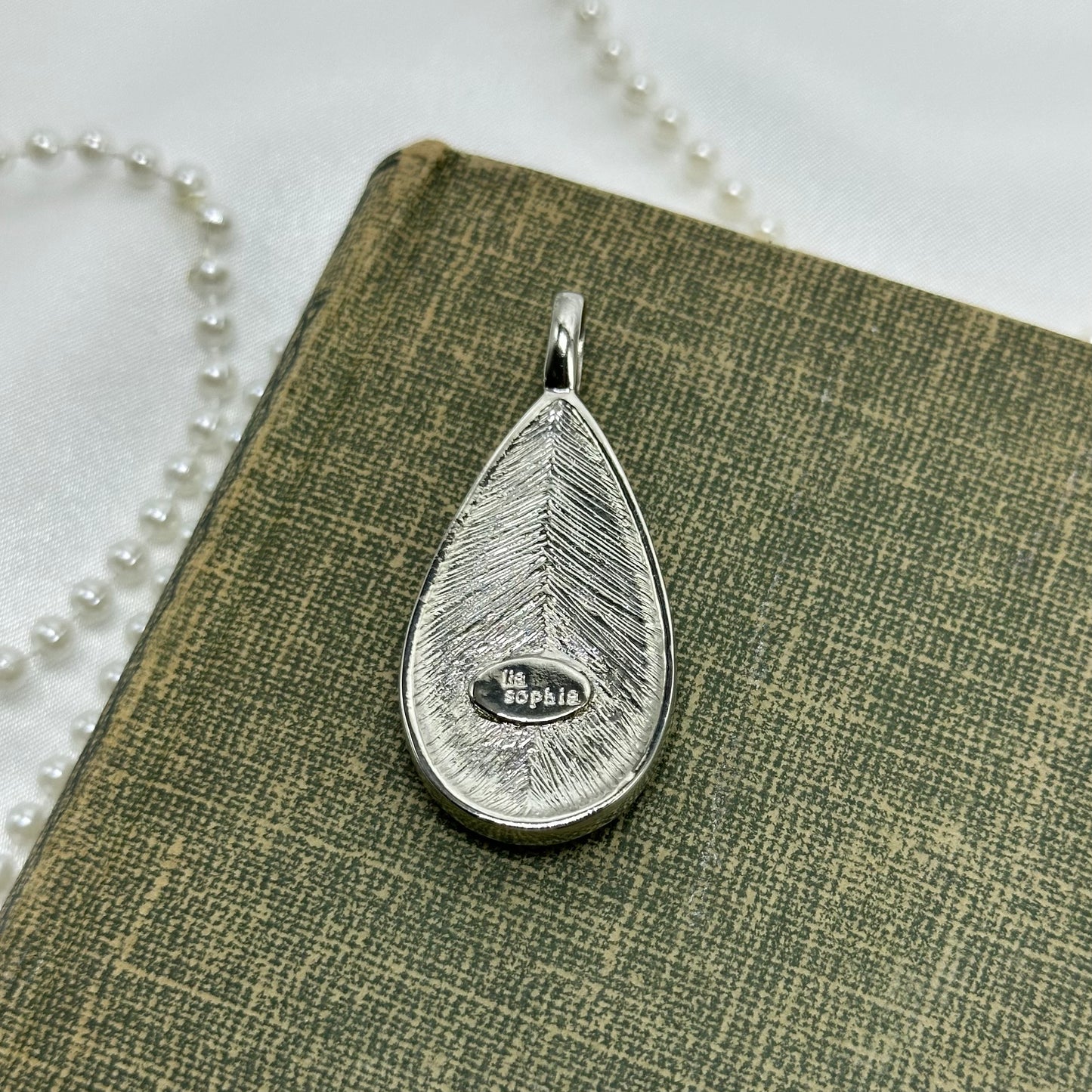 Vintage Silver and Green Pendant & Cross Pendant Bundle