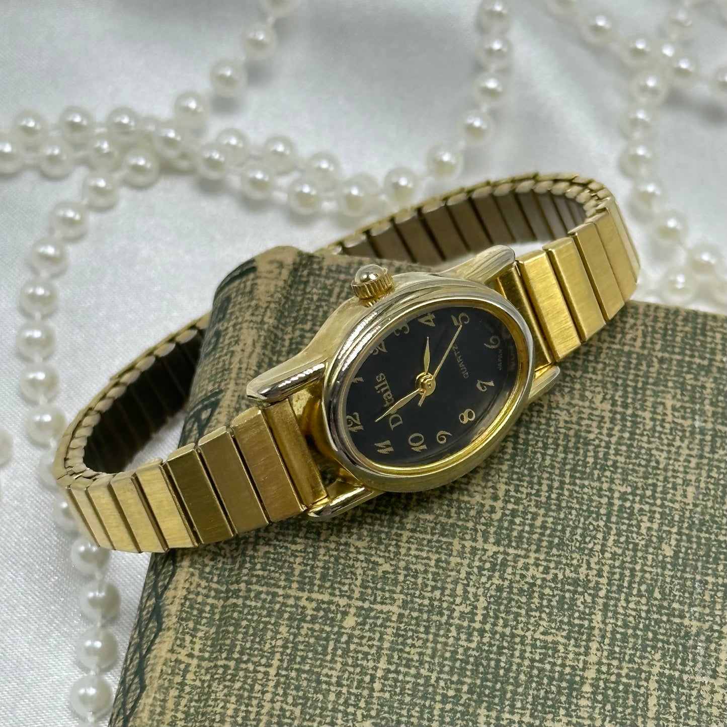 Gold Details Watch with Black Oval Dial