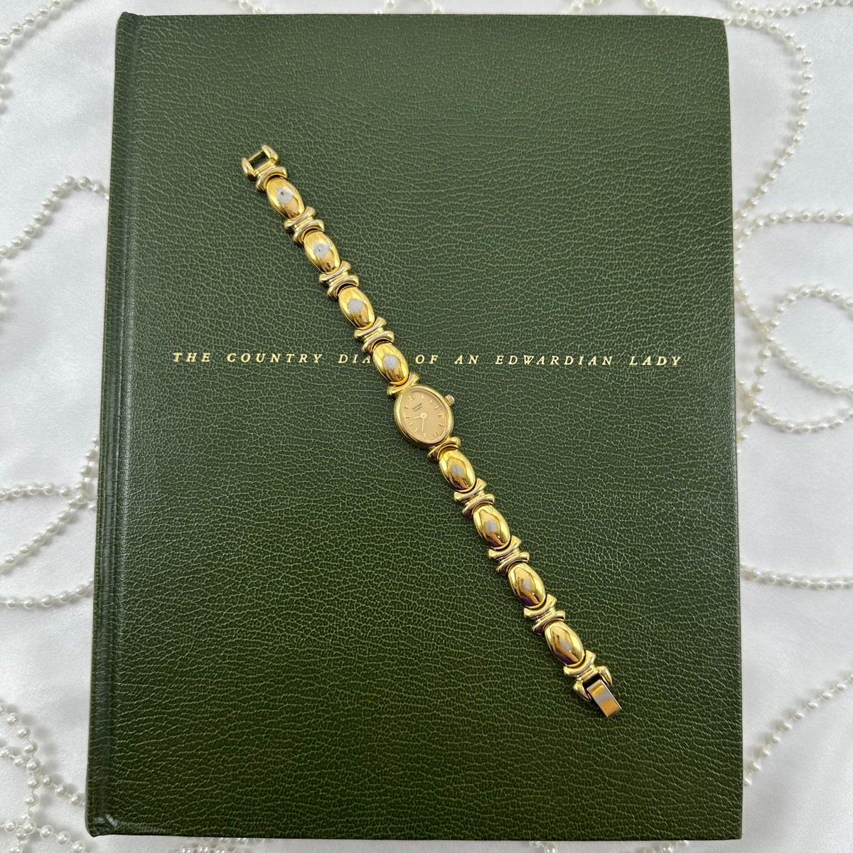 1990's Vintage Gold Pulsar Watch with Oval Dial