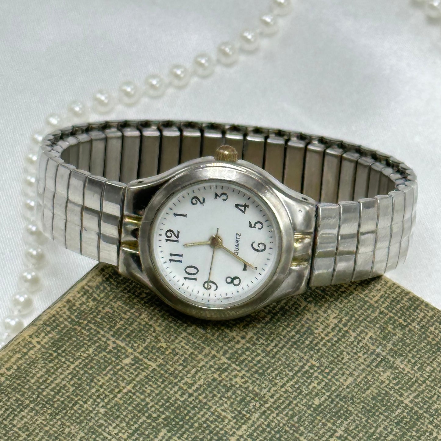 Classic Silver Watch with Round Dial