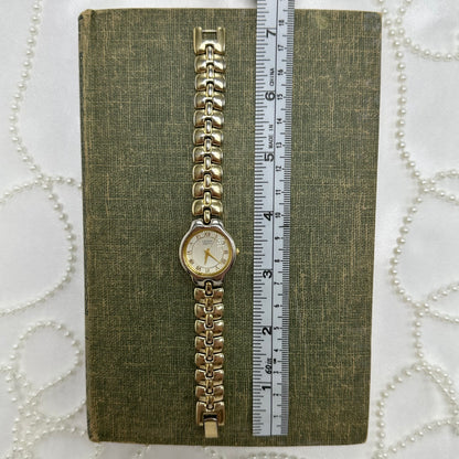 Vintage Gold Citizen Watch with Round Detailed Dial