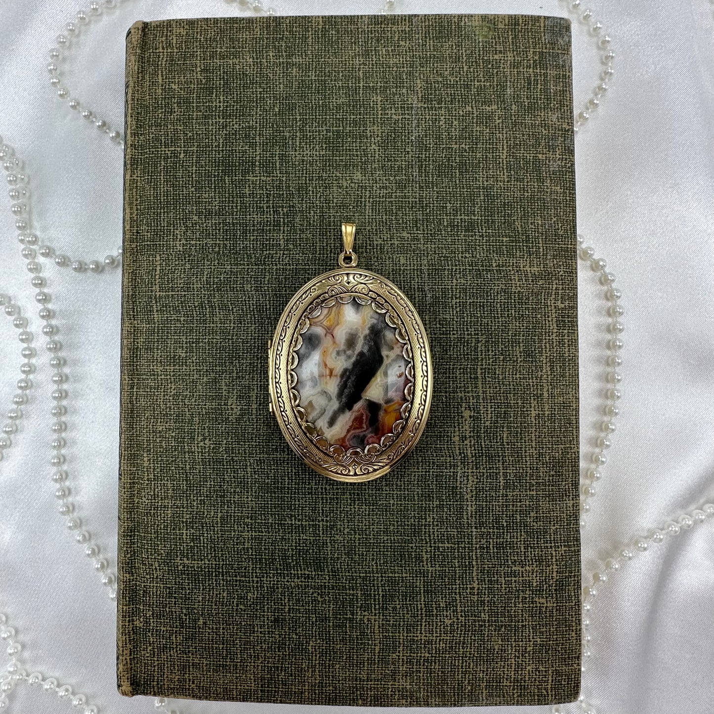 Oval Multicolor Stone Photo Locket