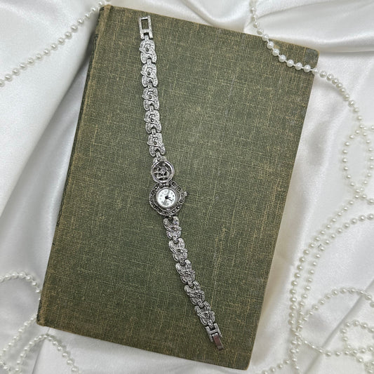 Gorgeous vintage peek a boo watch