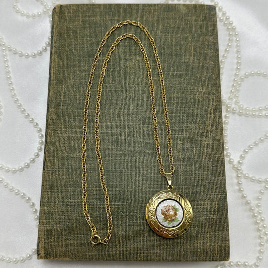 Vintage Floral Filigree Round Locket Necklace