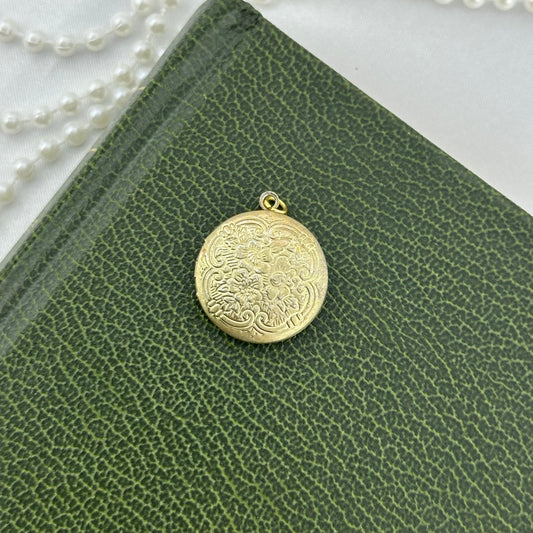 Vintage Gold Round Flower Locket