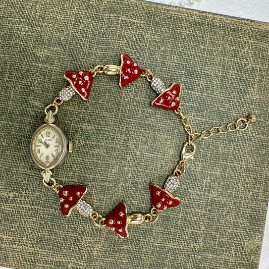 Vintage gold tone Elgin watch with gold mushroom bracelet