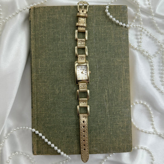 Vintage gold tone Fossil rectangle dial watch