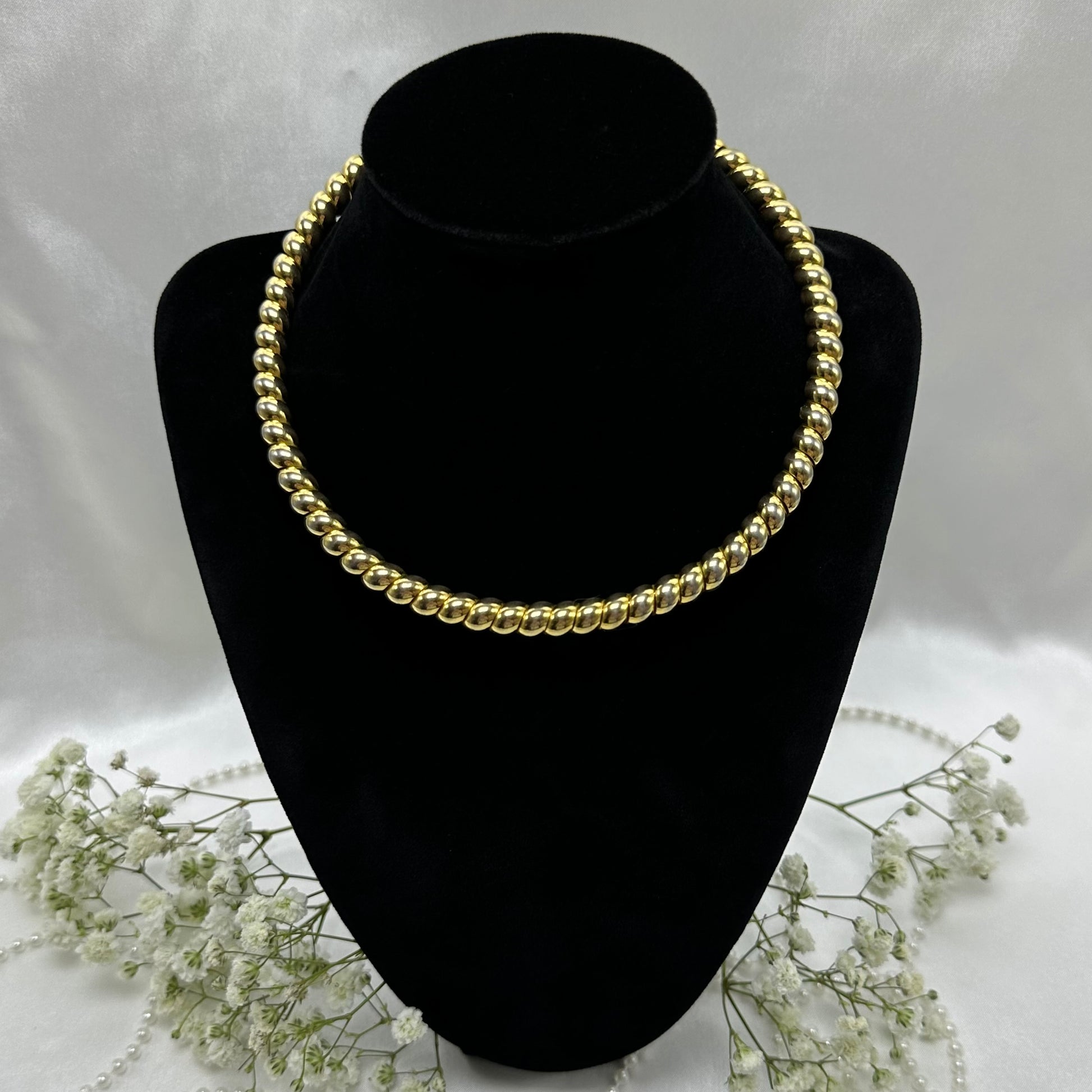 Vintage gold tone coil wrap choker necklace with twisted wrapped