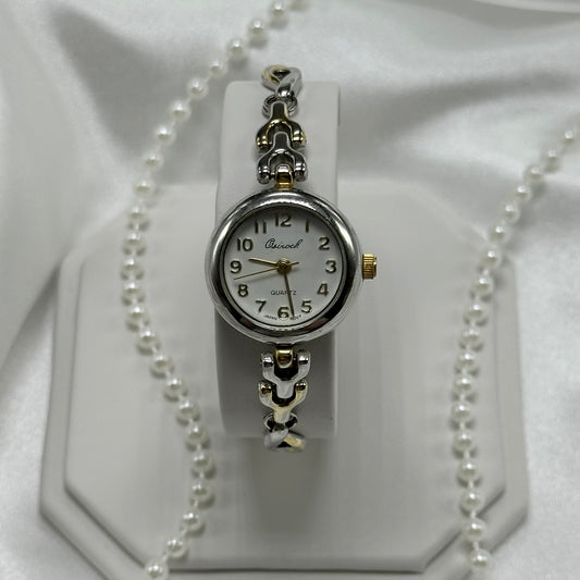 Vintage minimalist two-tone watch