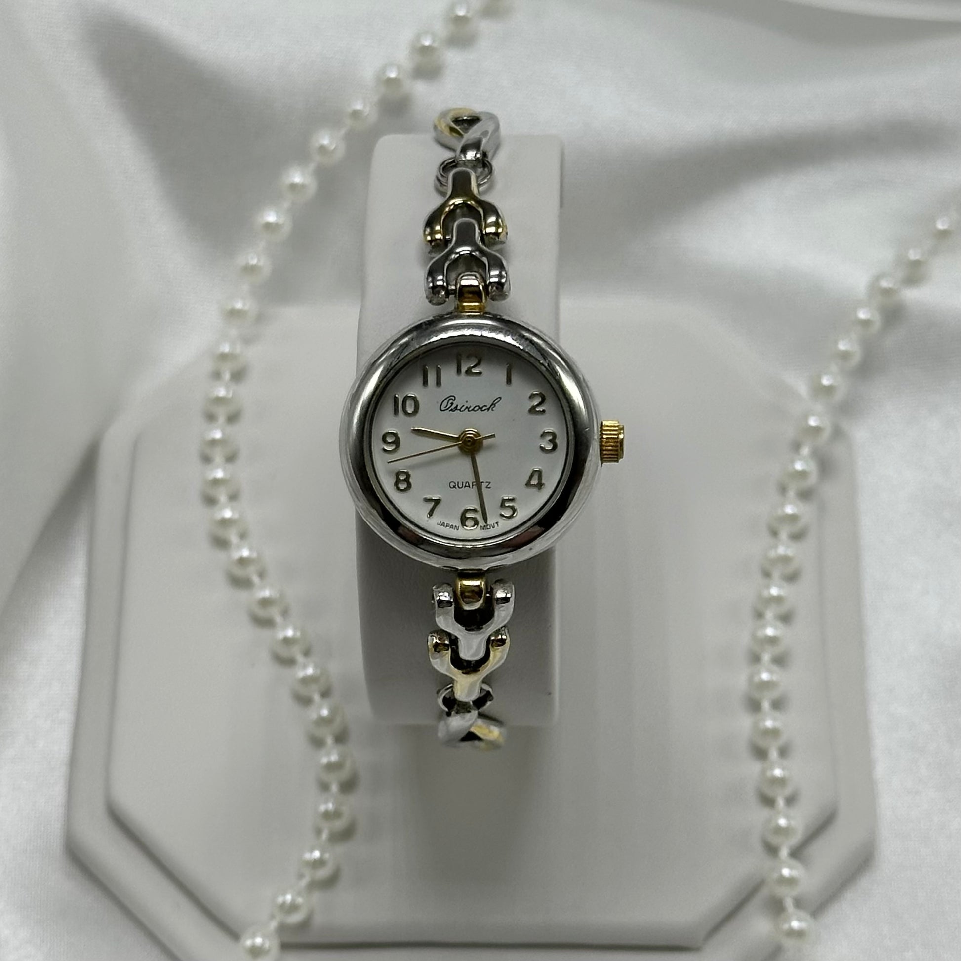 Vintage minimalist two-tone watch