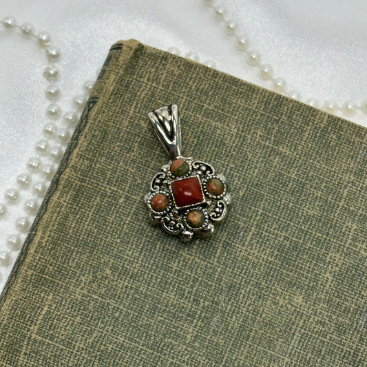 Vintage two sided Lia Sophia pendant.